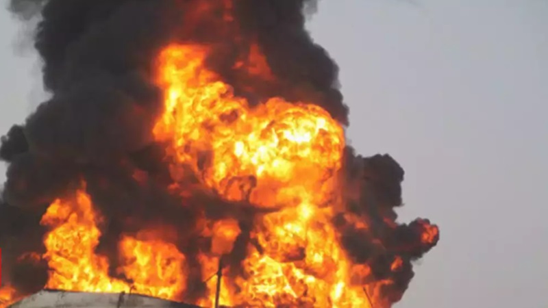 जयपुर में अग्निकांड: सिलेंडर से लगी आग, 3 बच्चों सहित 5 जिंदा जले 