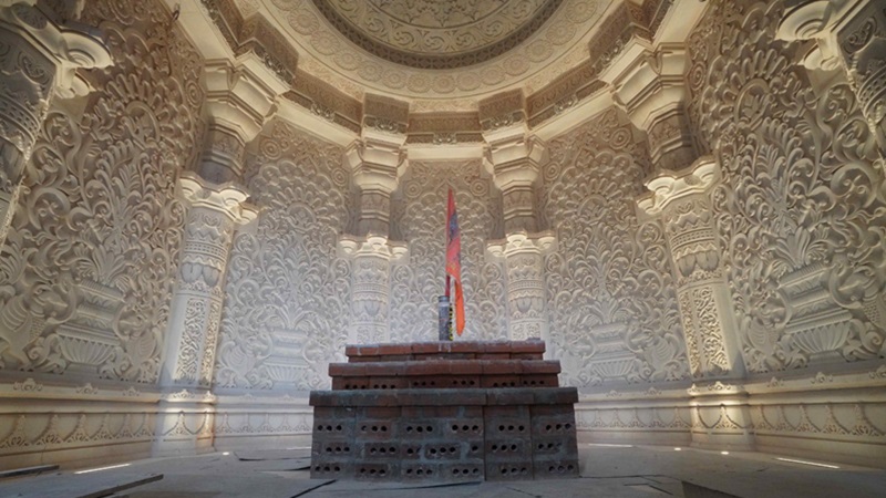अयोध्या के राम मंदिर के गर्भगृह की तस्वीर आई सामने, अगले महीने होगी प्राण प्रतिष्ठा