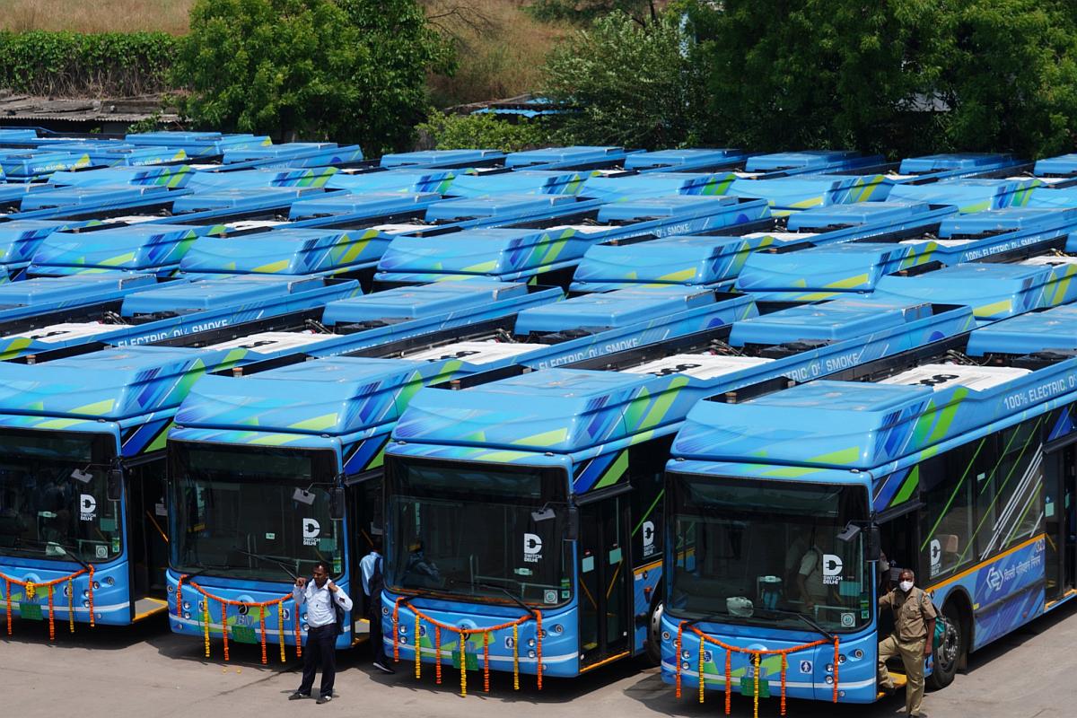 जल्दी ही 30 हजार डीजल बसों को इलेक्ट्रिक बसों में बदला जाएगा