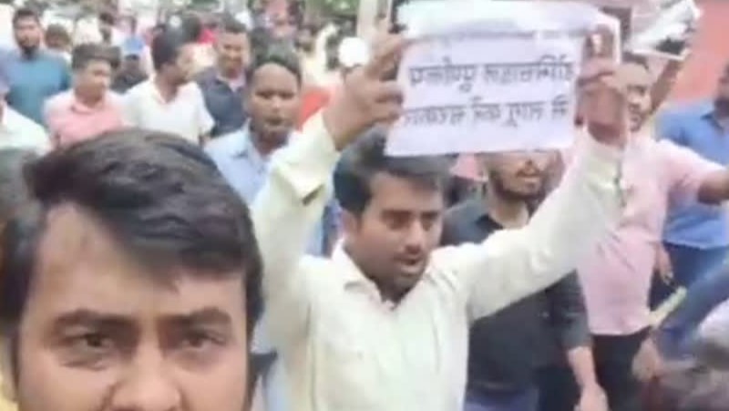 डोमेसाइल पर आर पार की लड़ाई ,अभ्यर्थियों छात्रों व संघों ने छेड़ा पटना की सड़कों पर आंदोलन  